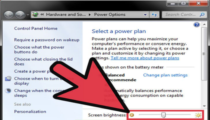 Giảm bớt độ sáng màn hình là cách tiết kiệm điện cho máy tính hiệu quả
